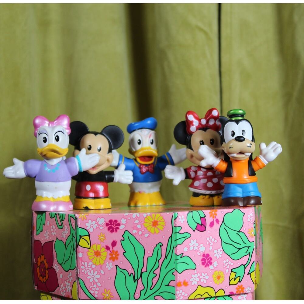 Five Disney Little People